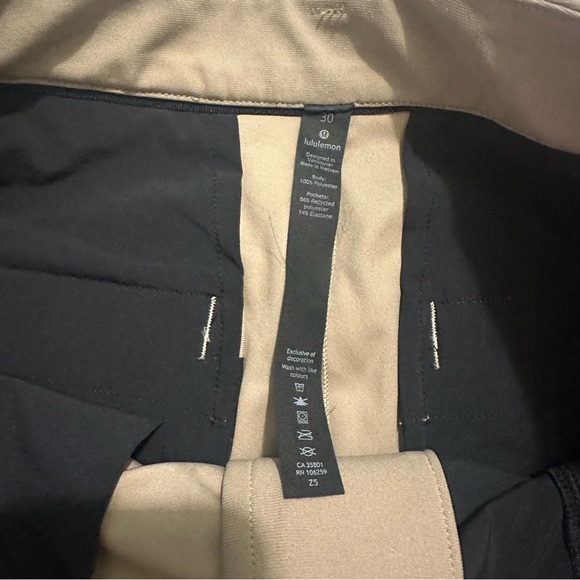 Lululemon Commission Warpstream Slim Fit Pant - Tofino Sands - size 30 - Picture 7 of 7